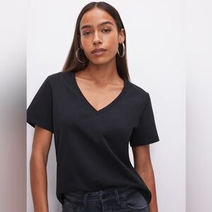 NWT Good American Cotton Classic V-neck Tee in Black Size Small